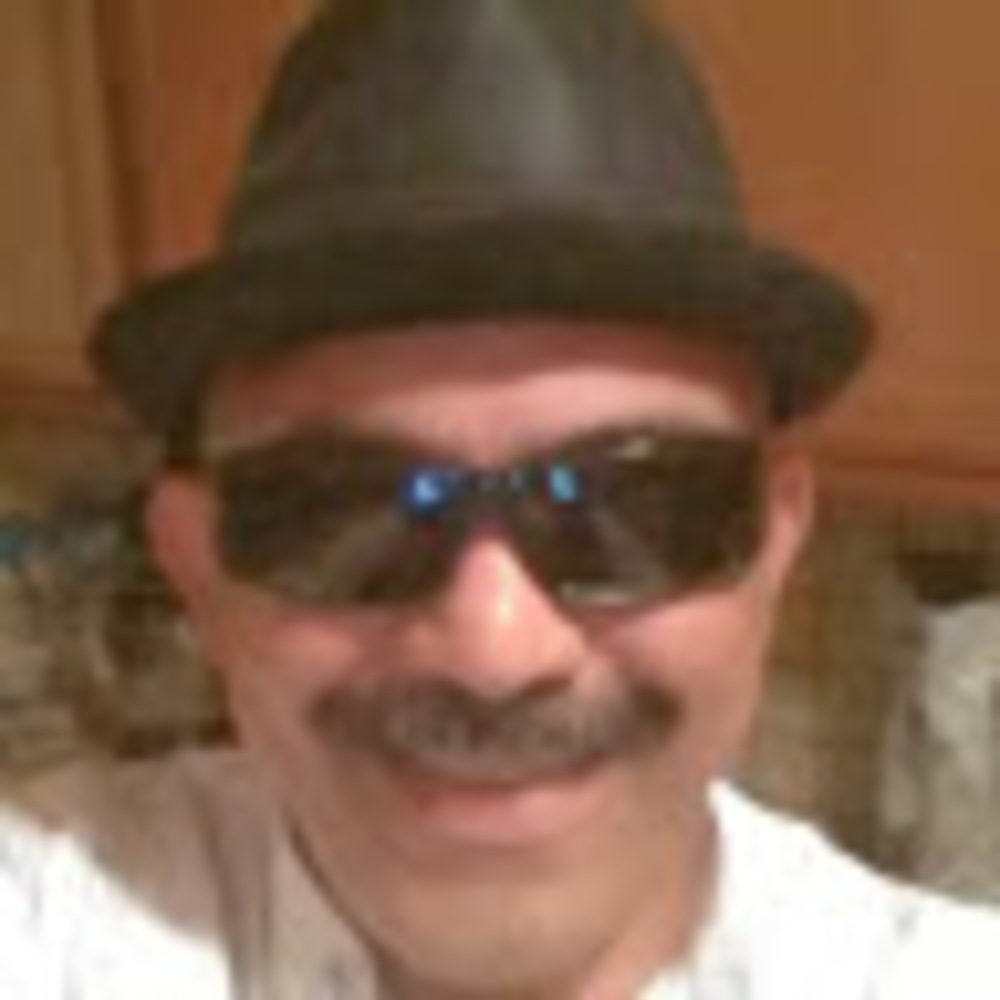 Meet your Posher, Luis